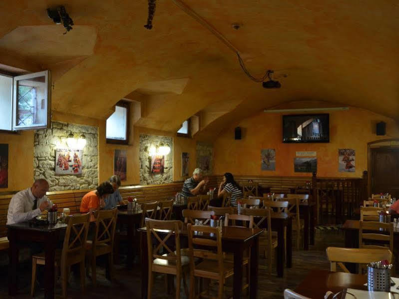A Plus Hotel & Hostel Прага Экстерьер фото