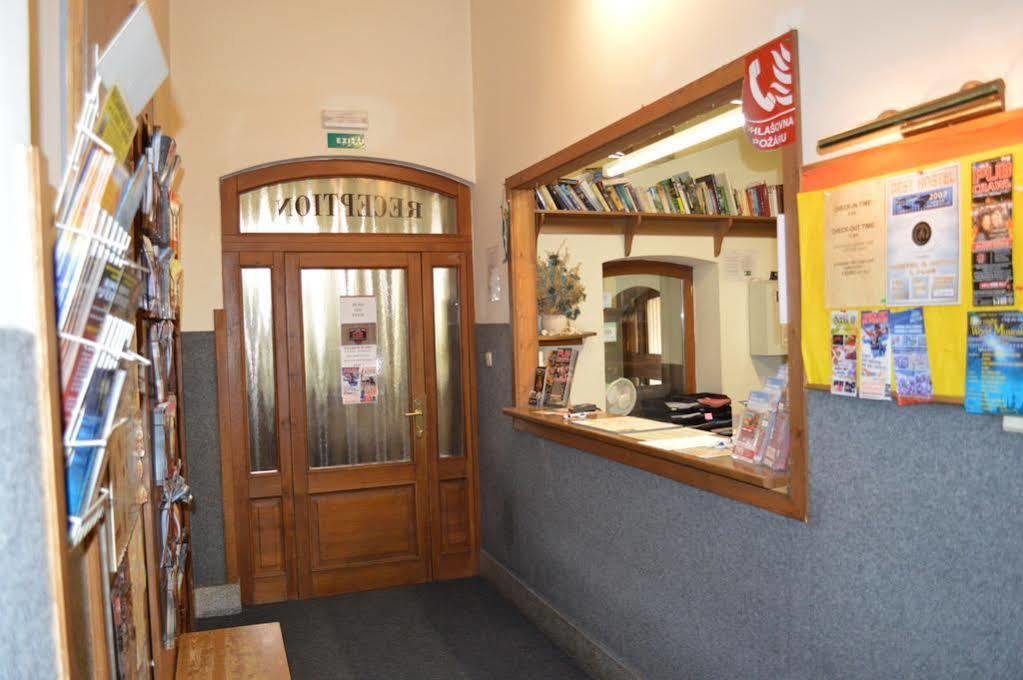 A Plus Hotel & Hostel Прага Экстерьер фото